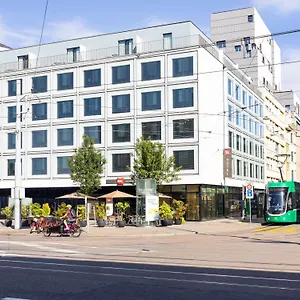 vizitați hotelul