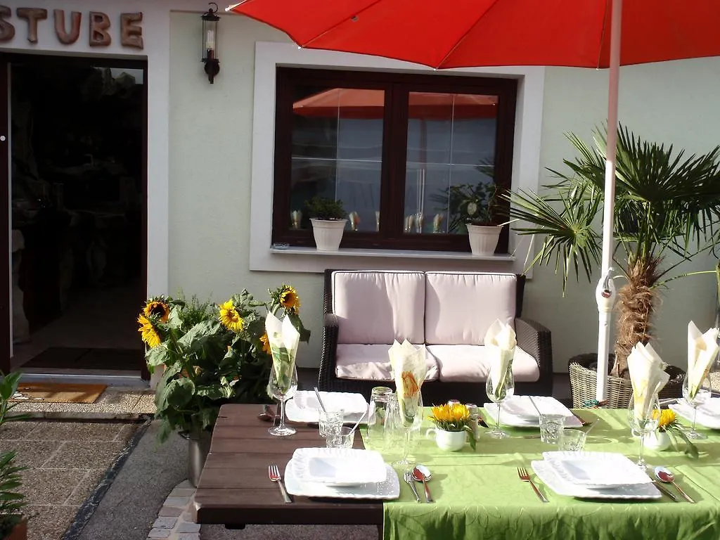 Pension Haus Sanz Viena Pensión