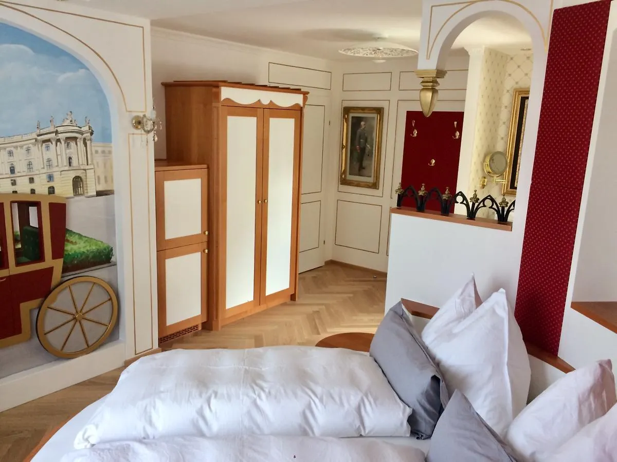 *** Pensión Pension Haus Sanz Viena Austria