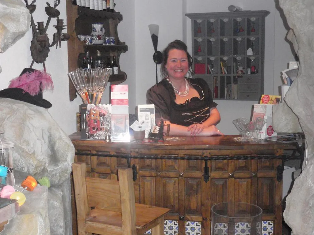Pension Haus Sanz Vienna Austria